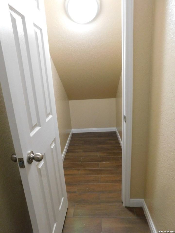 8706 8th St Unit 2 - Photo 5 of 20