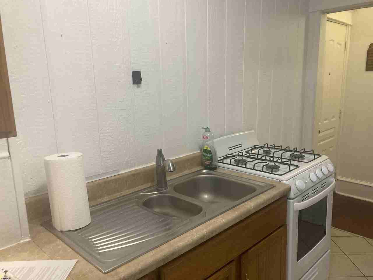 6303 Ventnor Ave - Photo 3 of 10