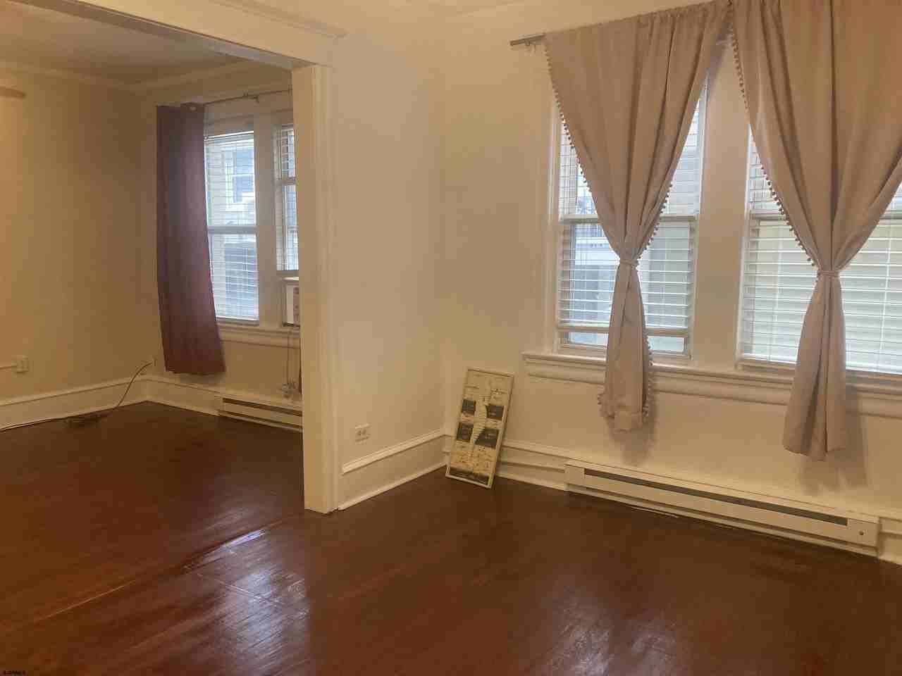 6303 Ventnor Ave - Photo 4 of 10