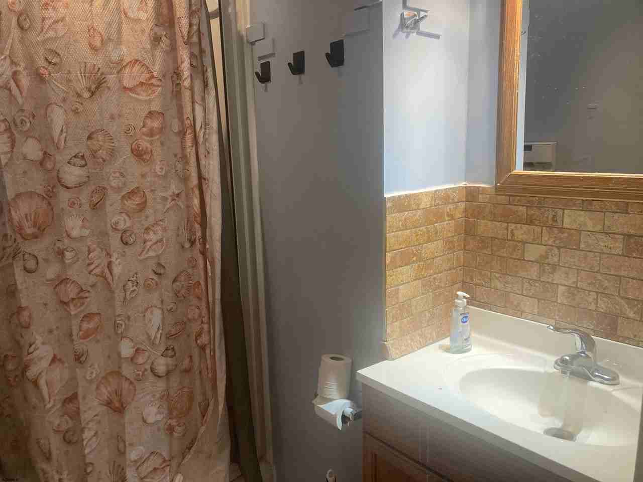 6303 Ventnor Ave - Photo 7 of 10