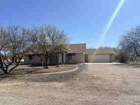 515 N Higgie Ln - Photo 1 of 1