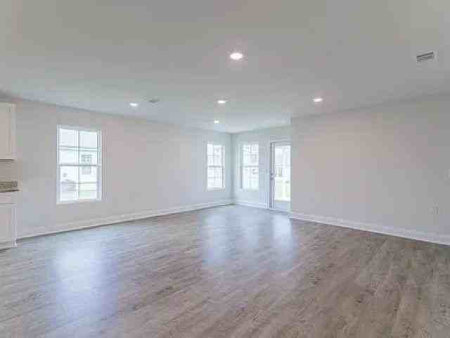 1962 Chickadee Way - Photo 3 of 32