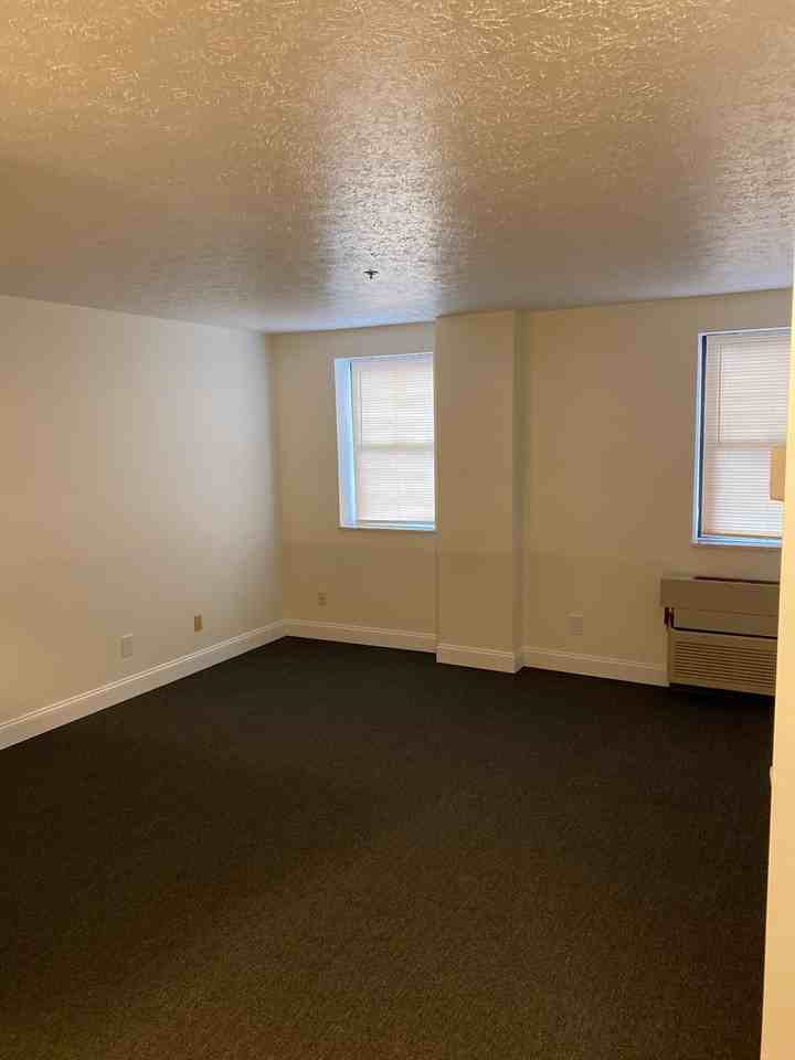 Shryock - Photo 7 of 31