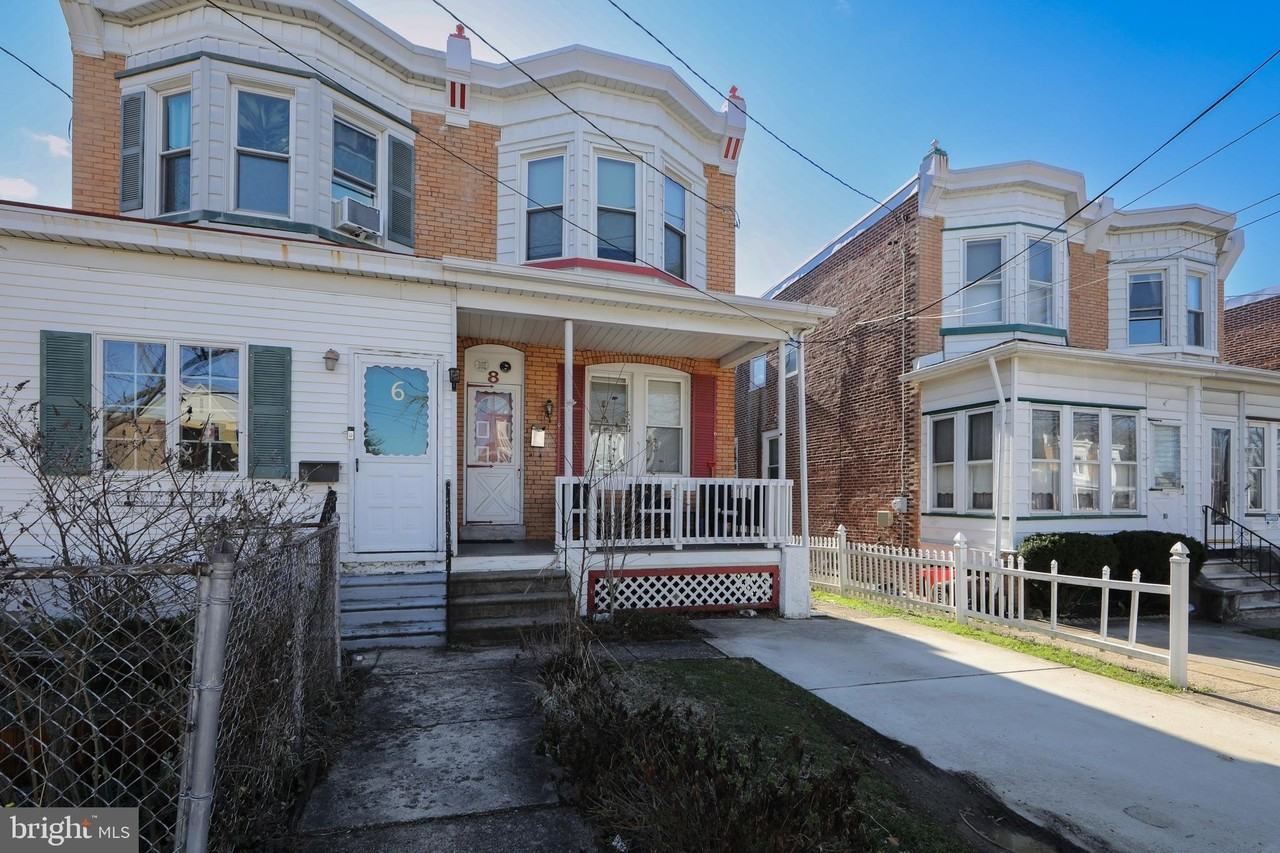 8 Wynnewood Ave - Photo 4 of 31