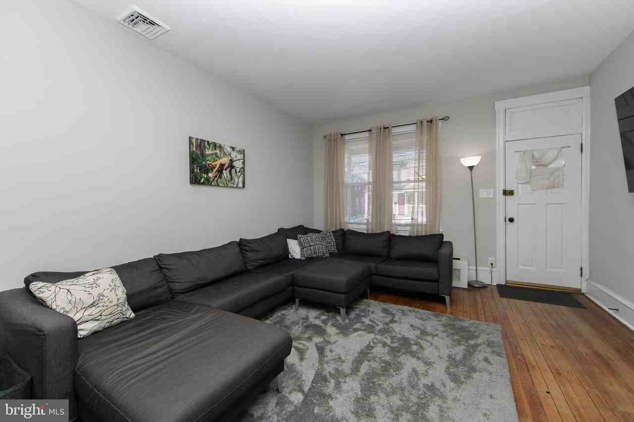 8 Wynnewood Ave - Photo 7 of 31