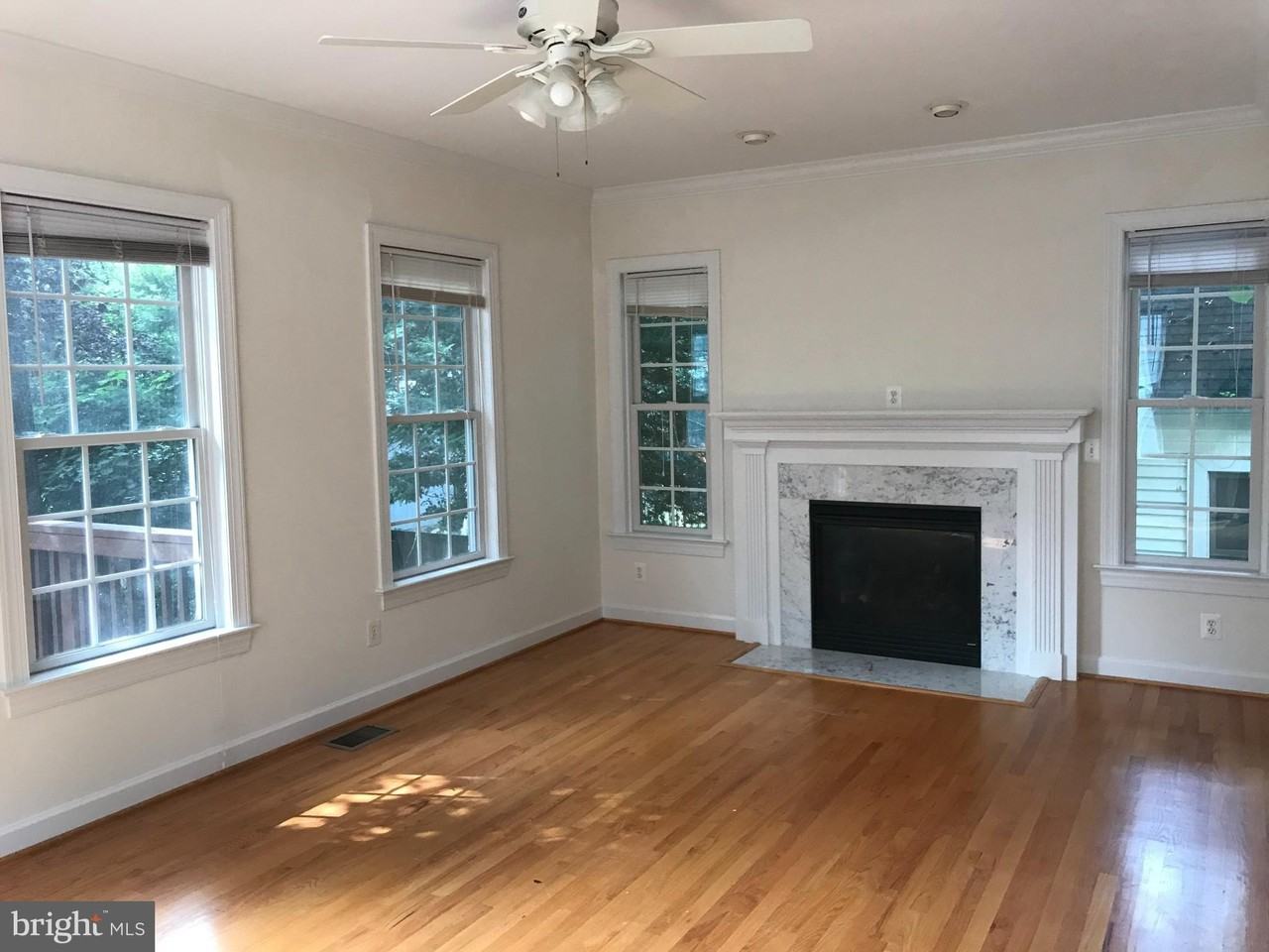 5654 8th Rd N - Photo 6 of 38