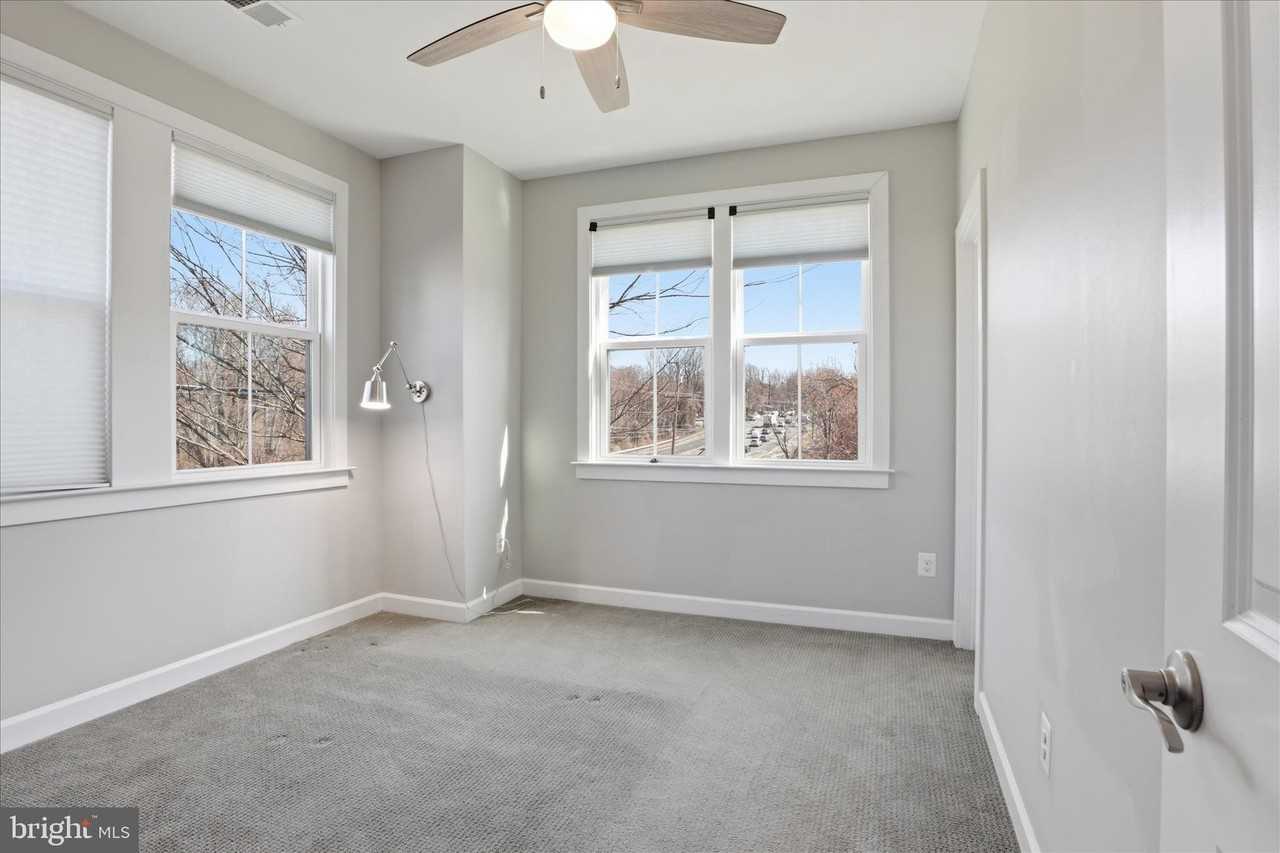 9298 Wild Black Cherry Ct - Photo 4 of 35