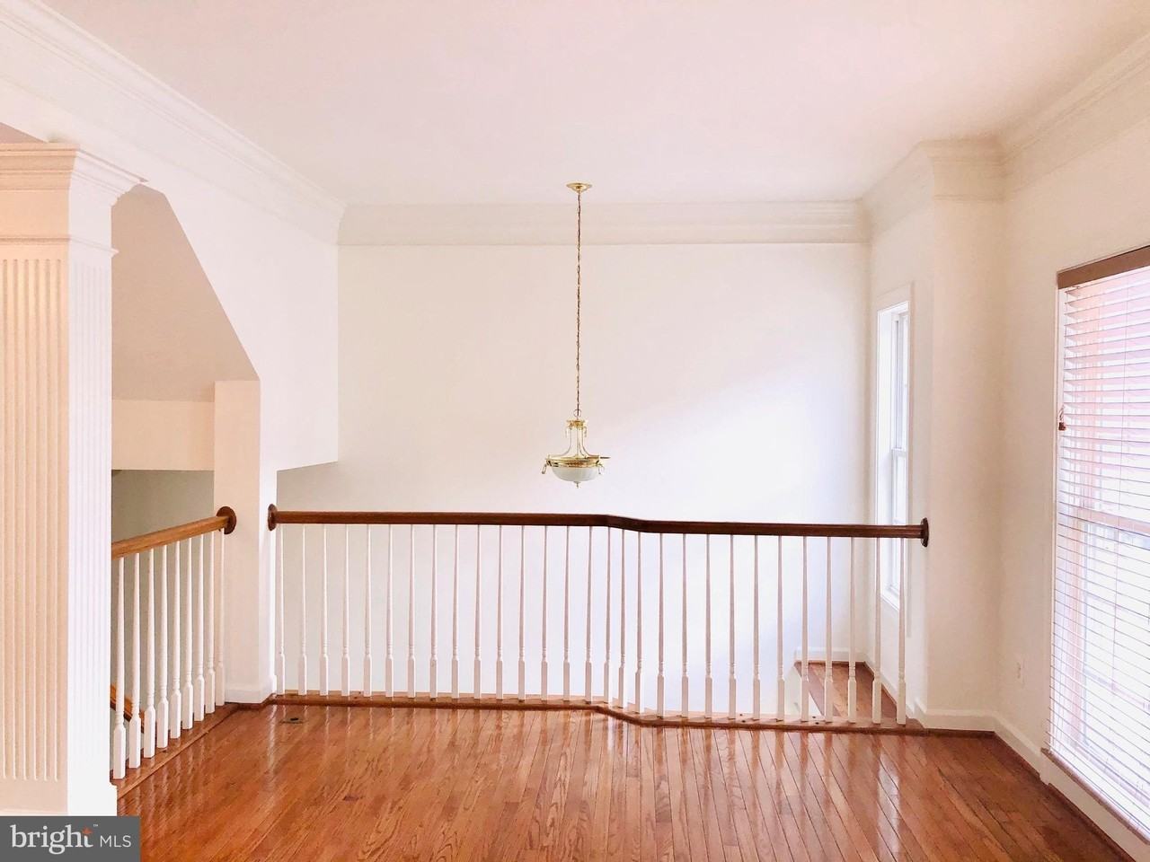 9135 Silvershadow Ct - Photo 3 of 15