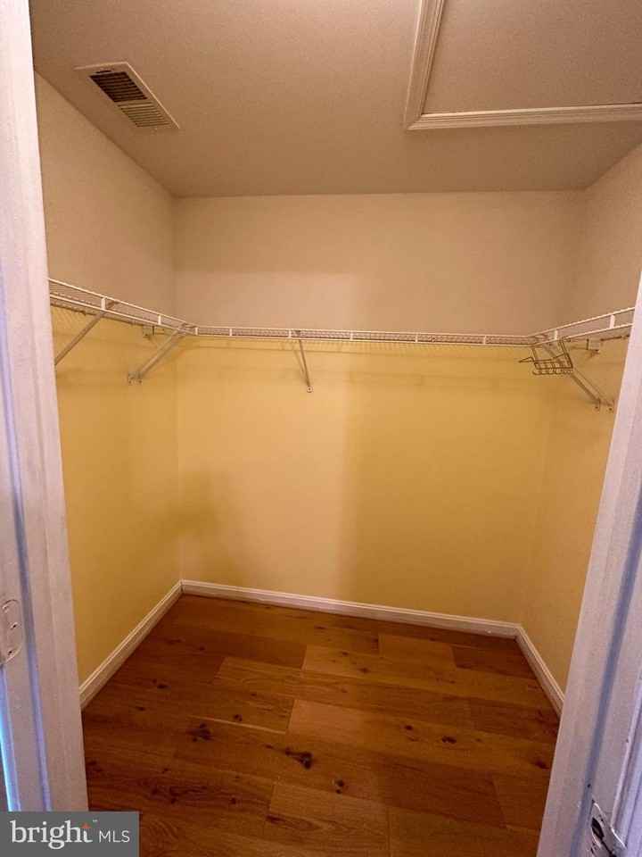 218 Kirby St - Photo 7 of 20