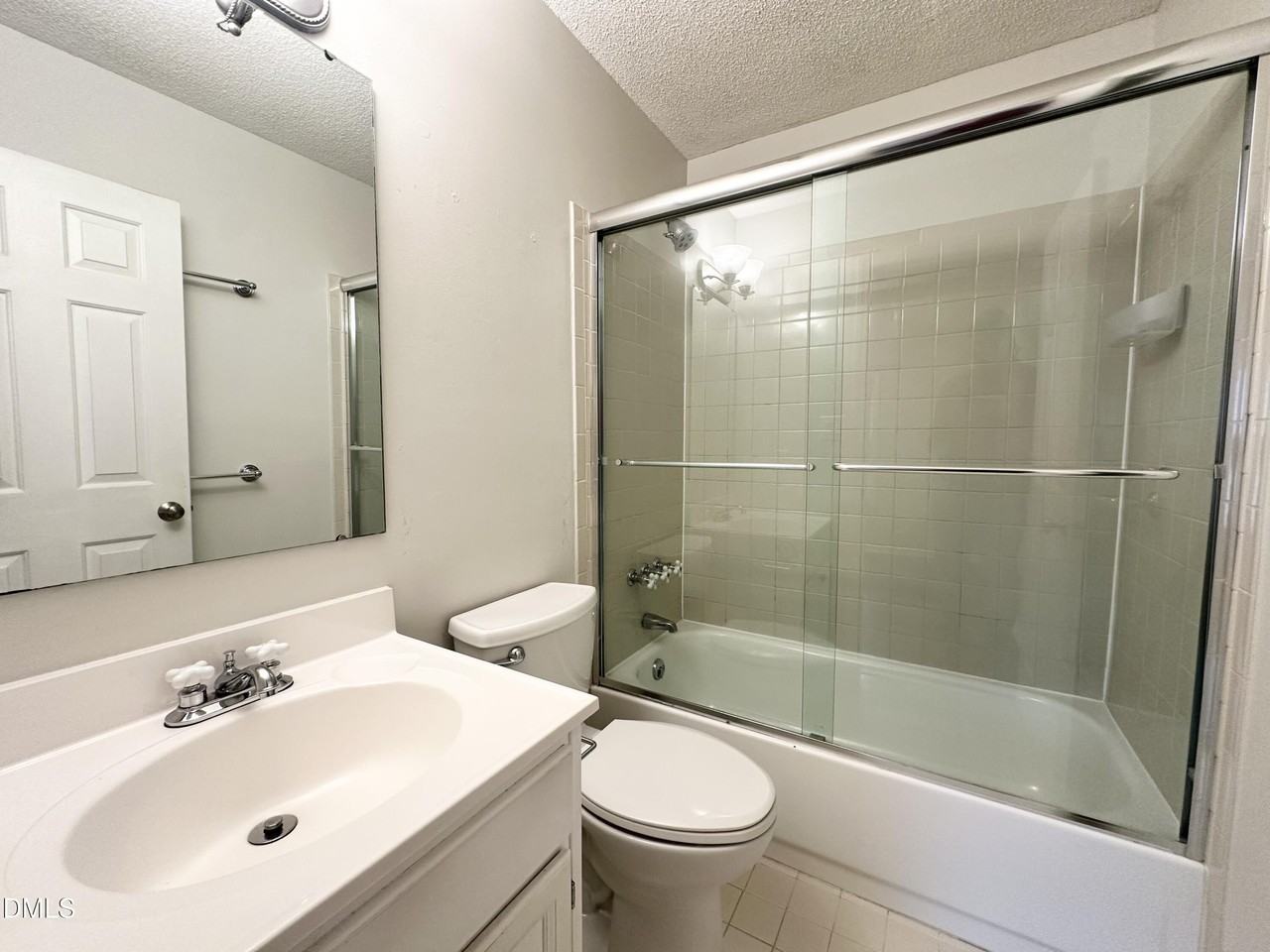 5620 Bridgetowne Way - Photo 5 of 27