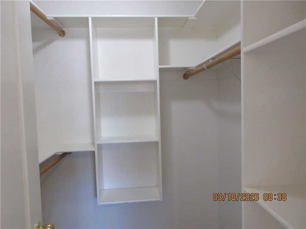 2820 Wikieup Ave - Photo 7 of 12