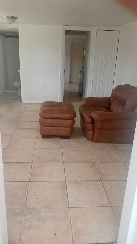 5038 & 5040 S Ridgewood Ave - Photo 3 of 5