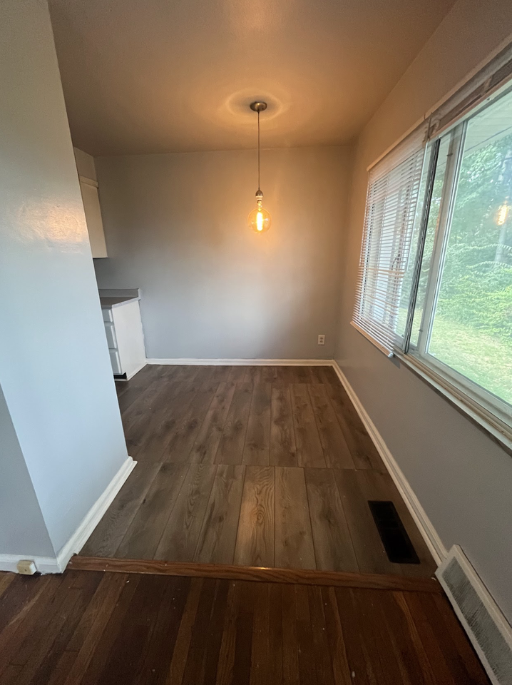 221 Far Hills Ave #2 - Photo 3 of 7