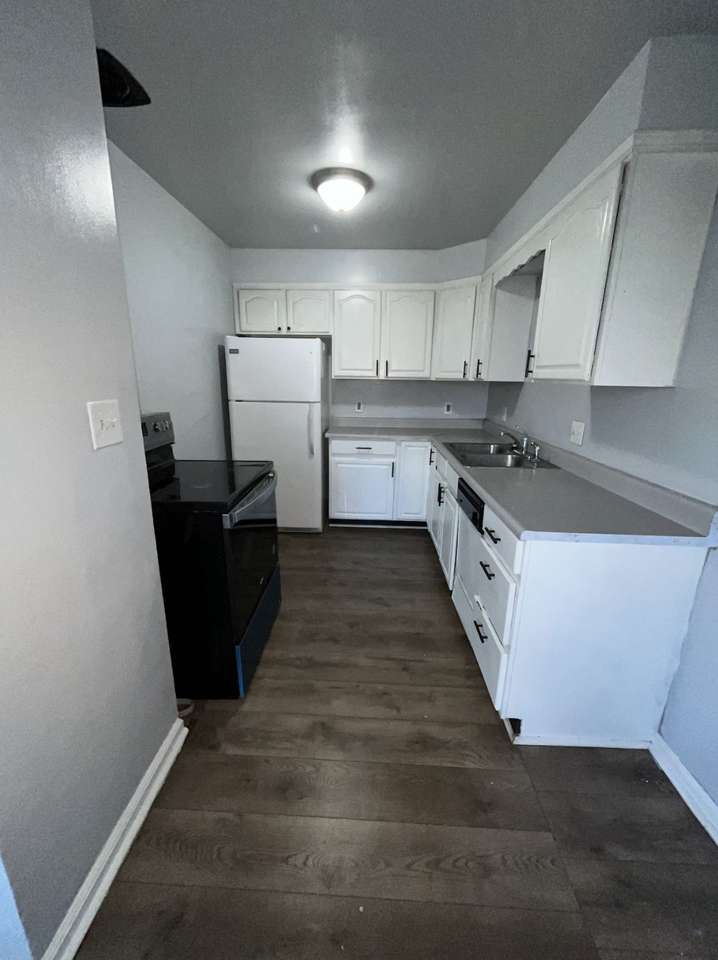 221 Far Hills Ave #2 - Photo 5 of 7