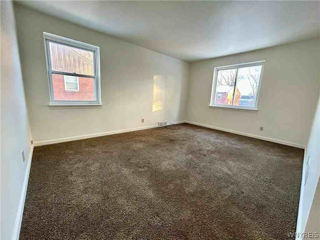 12 Latona Ct - Photo 3 of 10