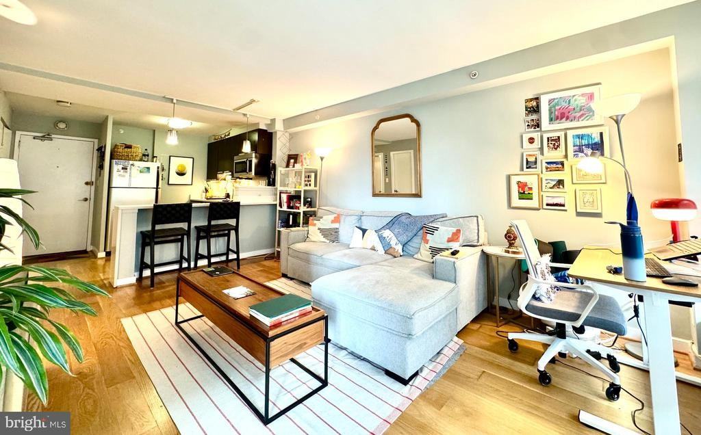 1101 3rd St Sw ##509 - Photo 7 of 34