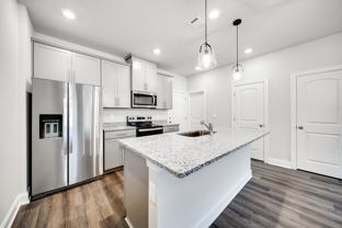 204 Douglas Bend Rd ##405 - Photo 1 of 1