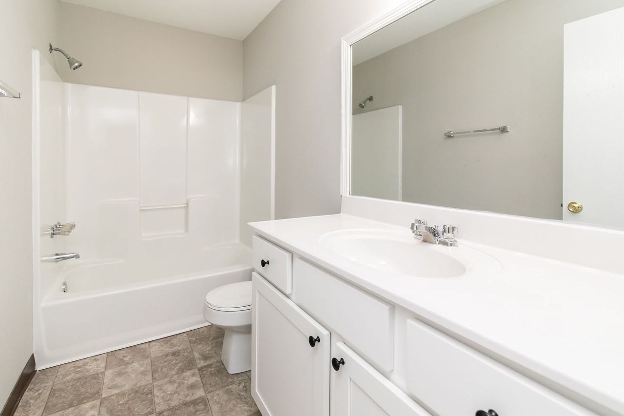 1108 Bryn Mawr Ave #1 - Photo 5 of 21