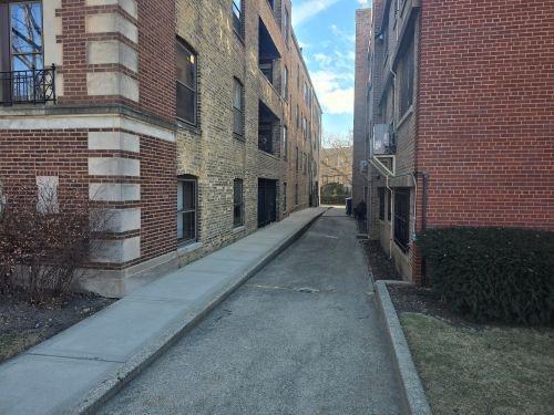 410 Ridge Ave Apt 23-2 - Photo 4 of 14