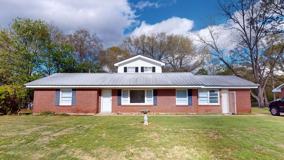 1003 Geneva St - Photo 1 of 1