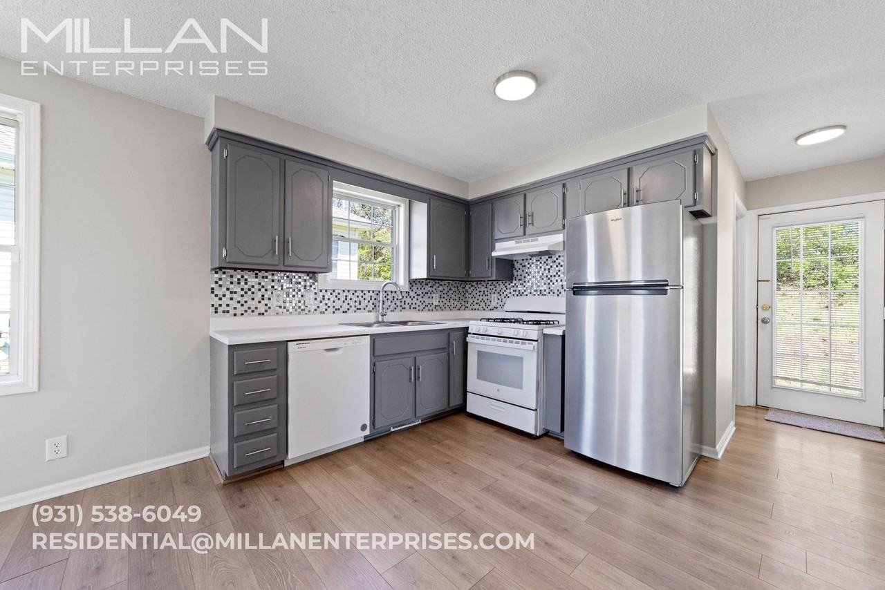 123 Union St - Photo 4 of 15