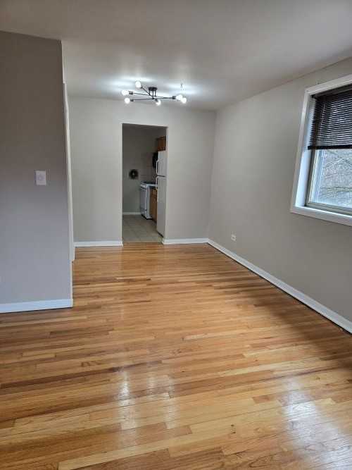 7019 N Ridge Blvd - Photo 3 of 11