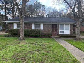 1908 Pinecrest Dr - Photo 1 of 1