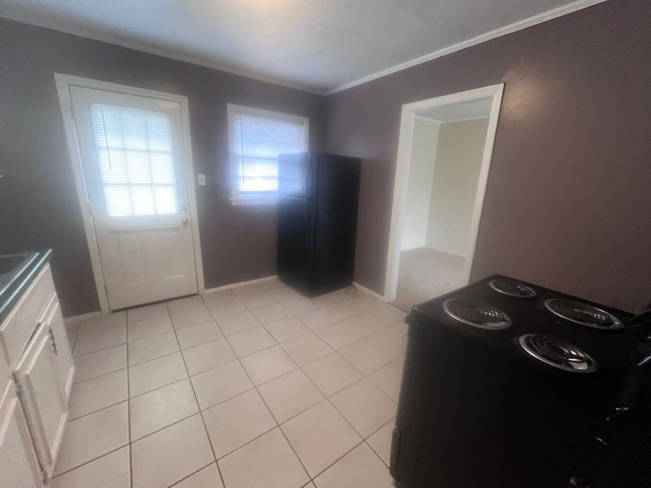 1908 Pinecrest Dr - Photo 5 of 14