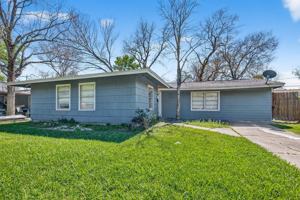 featured image of 6022 Lyndhurst Dr