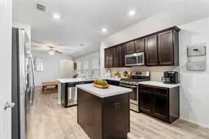 featured image of 1490 Alamandine Ave