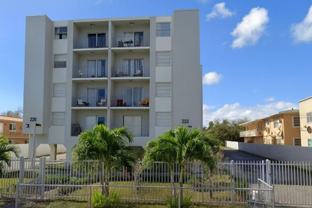 220 SW 17 Ct - Photo 1 of 1