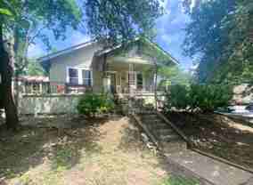 Walling - Photo 1 of 1