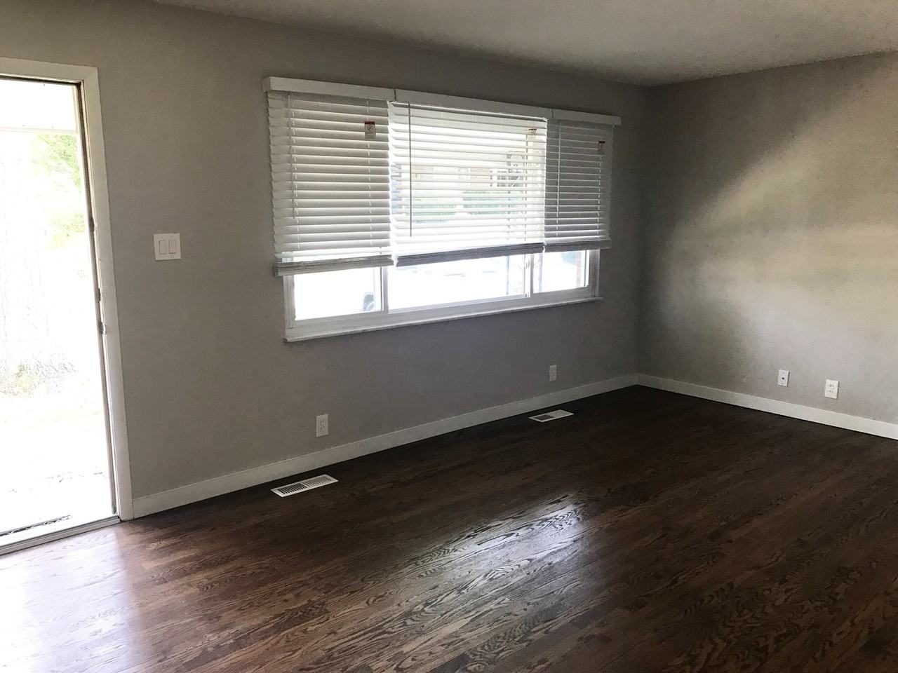 2309 Ida Dr - Photo 7 of 9