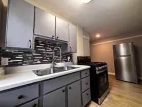 231 East Xenia Drive - Photo 1 of 1