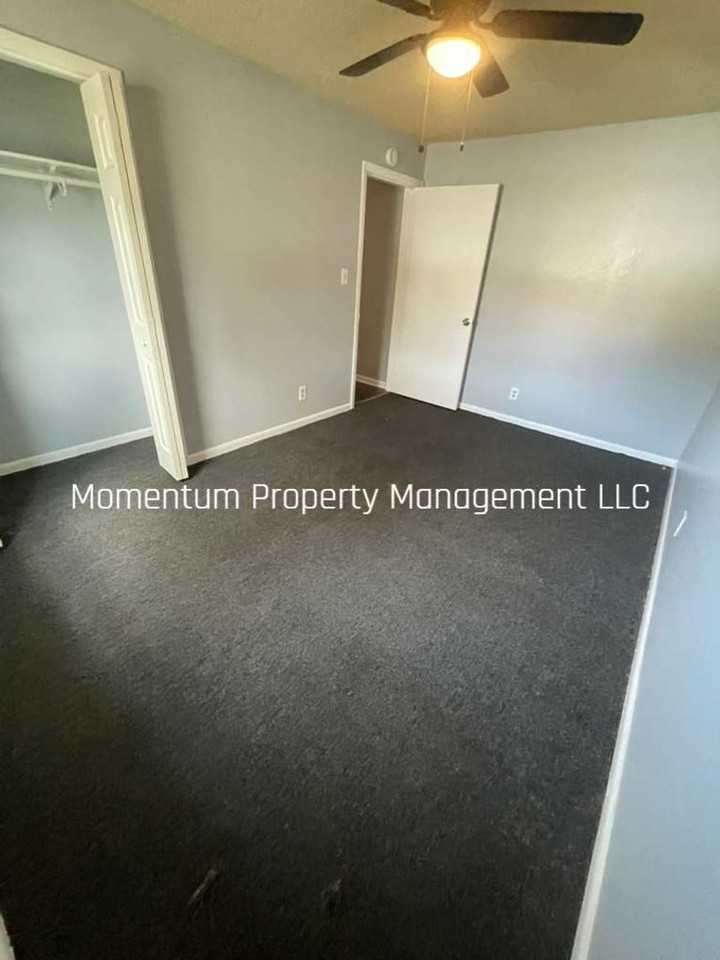 203 Ne 2nd St - Photo 5 of 12