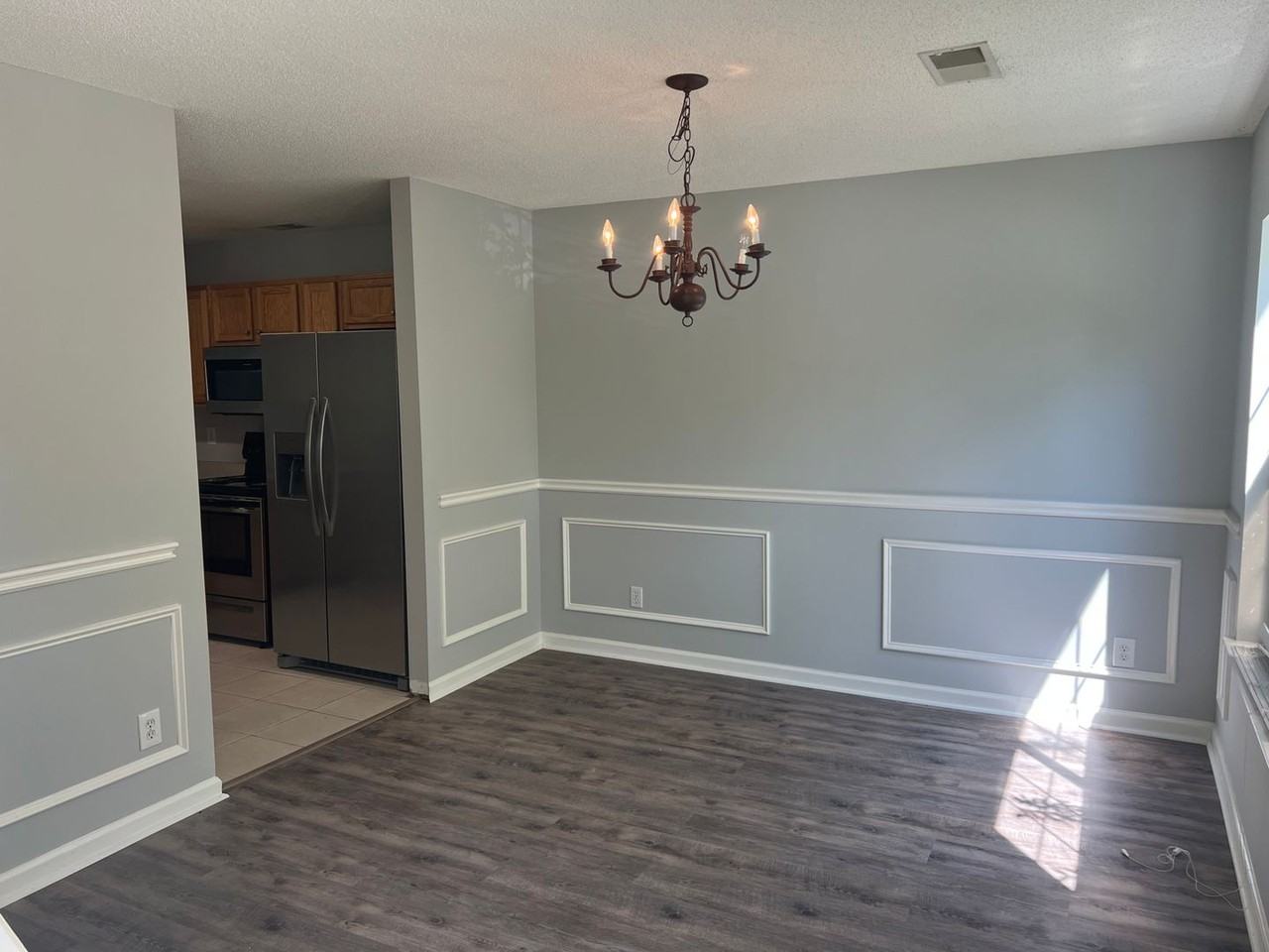 369 Gardners Cir - Photo 6 of 32