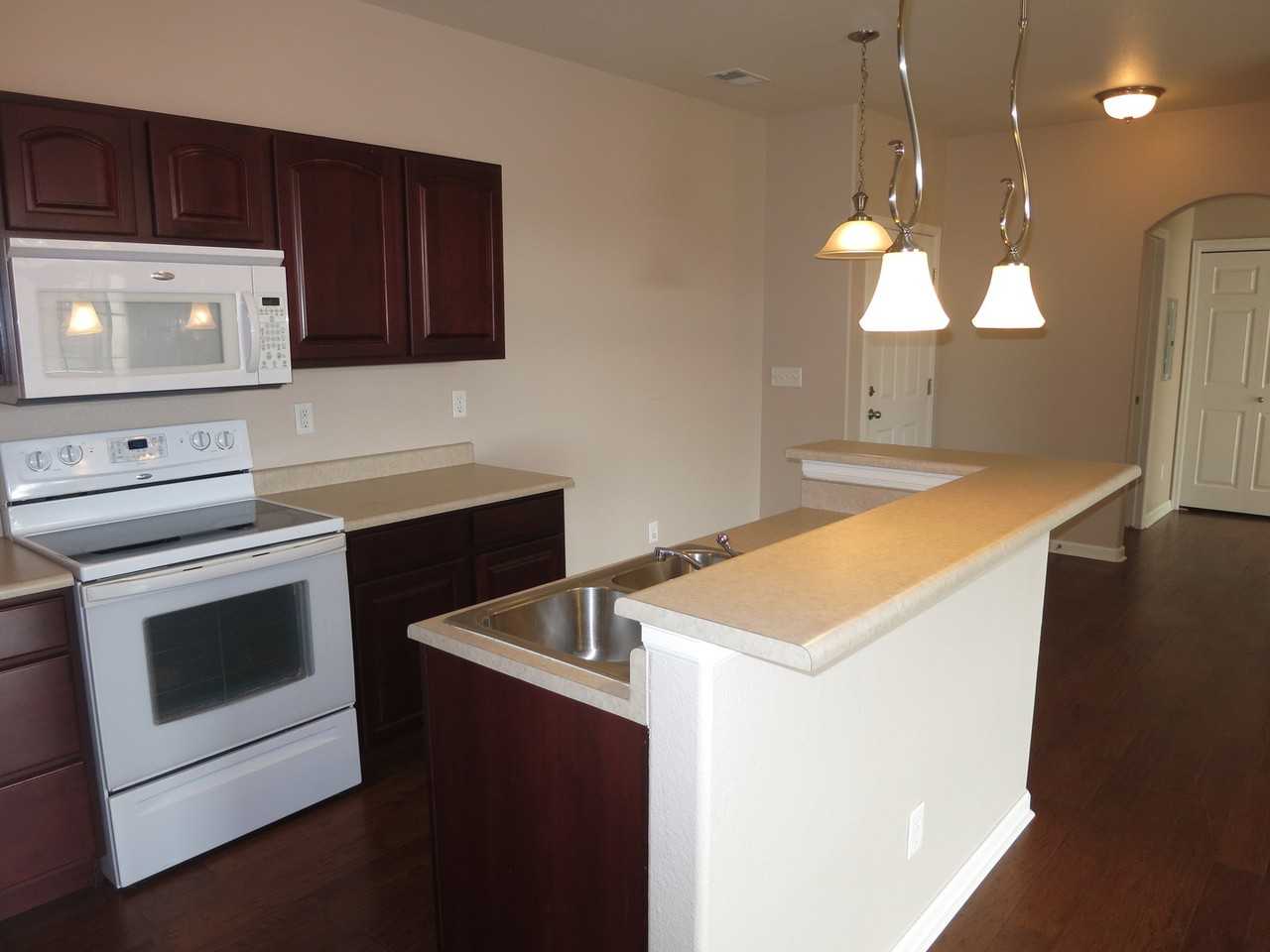 6315 Andersen Mill Hts - Photo 5 of 13