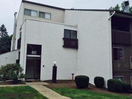 featured image of 802 Stratford Dr