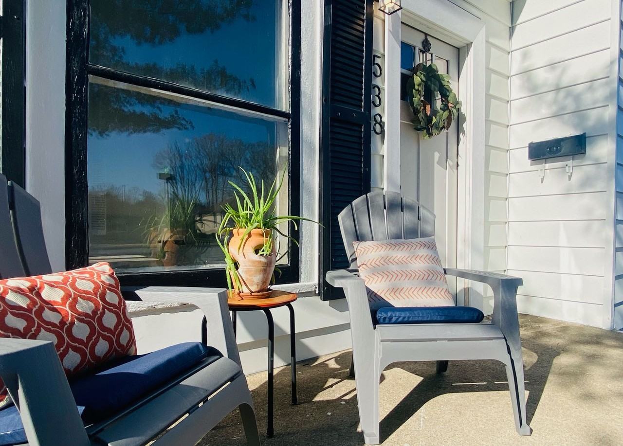 538 538 E. Main St - Main House - Photo 2 of 23