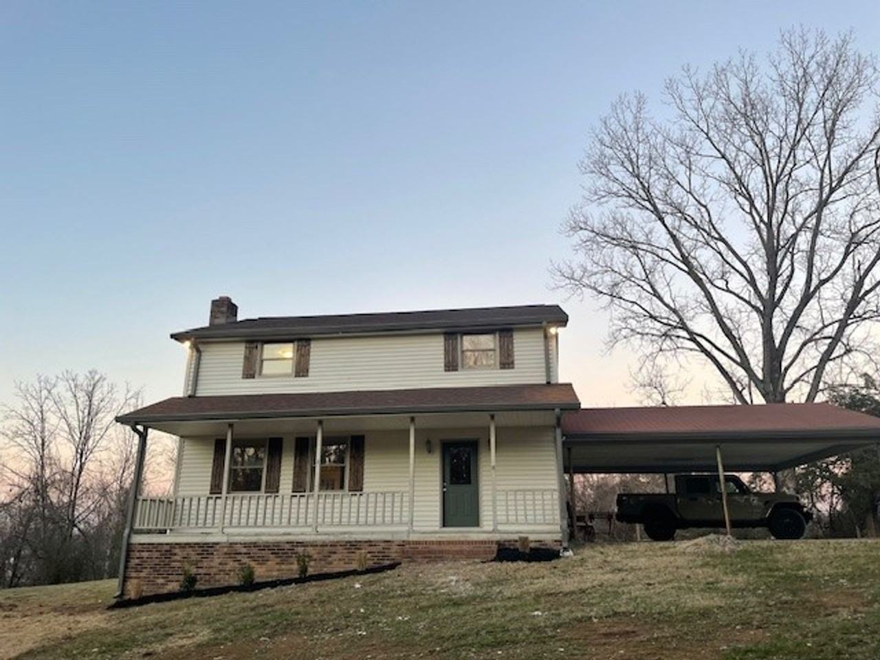 150 Faulkner Ln - Photo 2 of 30