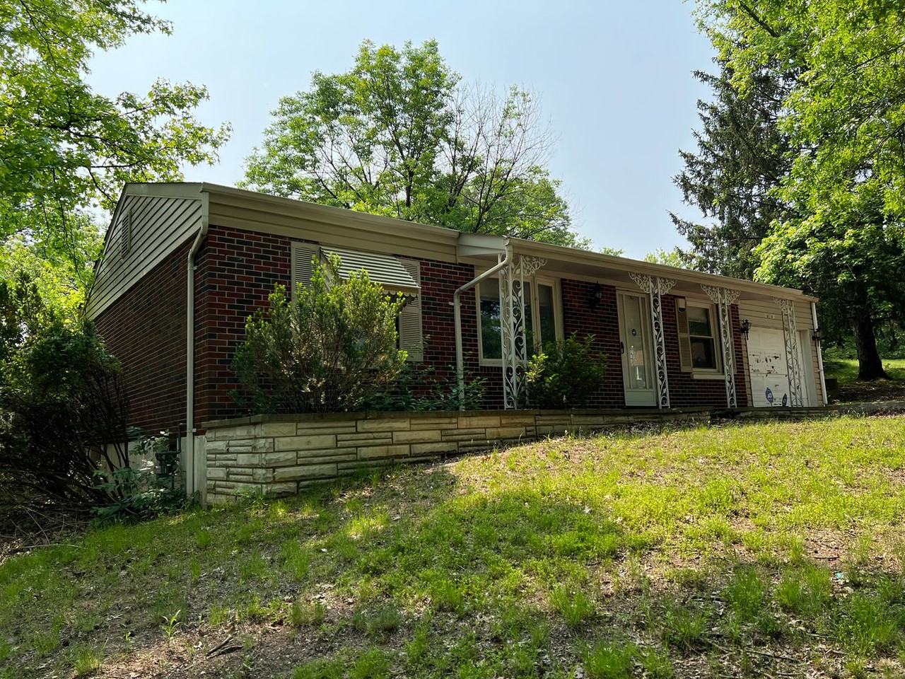 10744 Alliance Dr - Photo 2 of 12