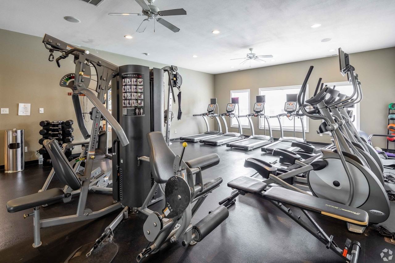 Gravois Ridge Townhome Apartments - Photo 4 of 9