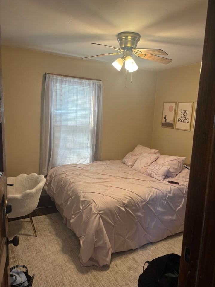 2509 Iowa St - Photo 2 of 10