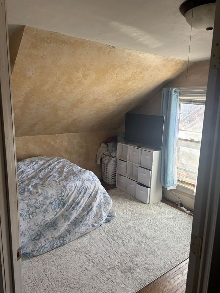 2509 Iowa St - Photo 6 of 10