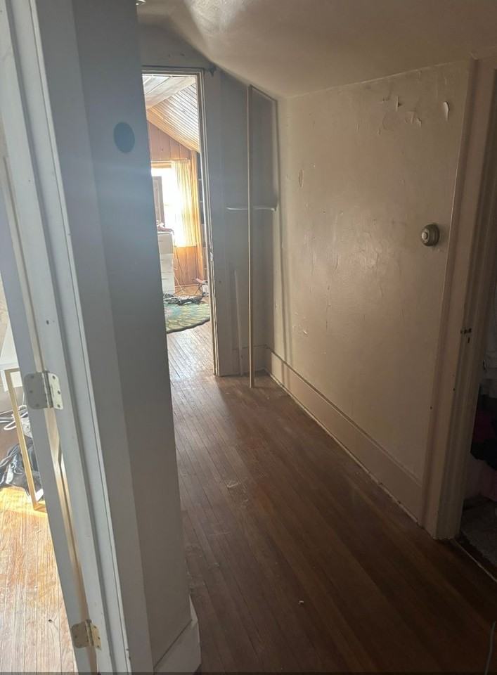 2509 Iowa St - Photo 7 of 10