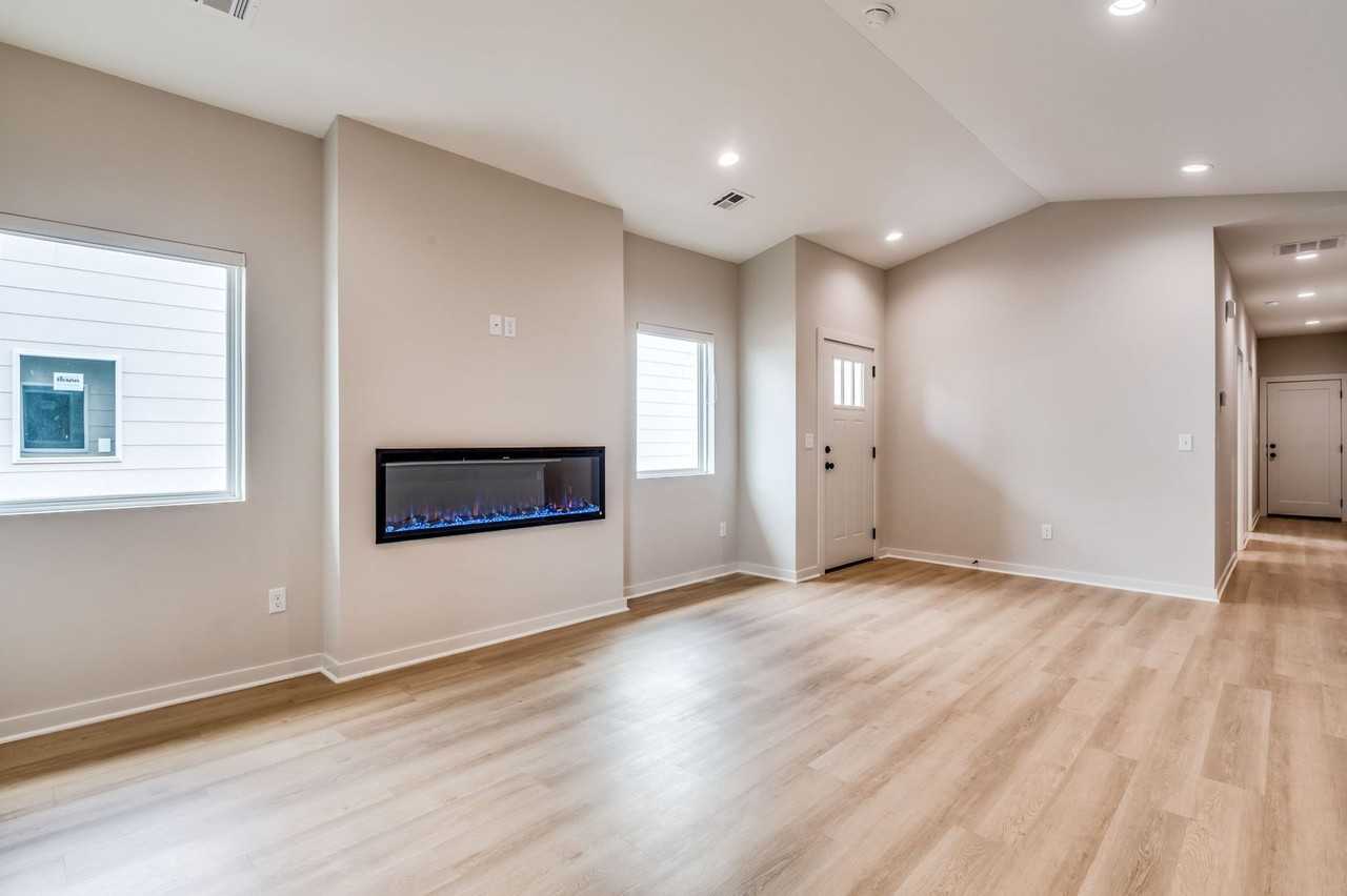 2172 N Melody Ct - Photo 2 of 20