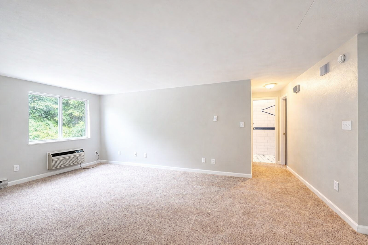 206 Oak Manor Pl #206 - Photo 2 of 8