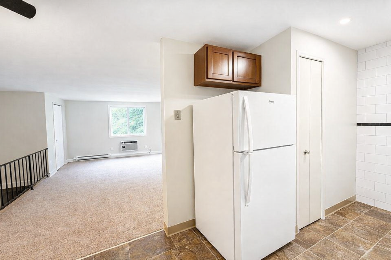 206 Oak Manor Pl #206 - Photo 3 of 8