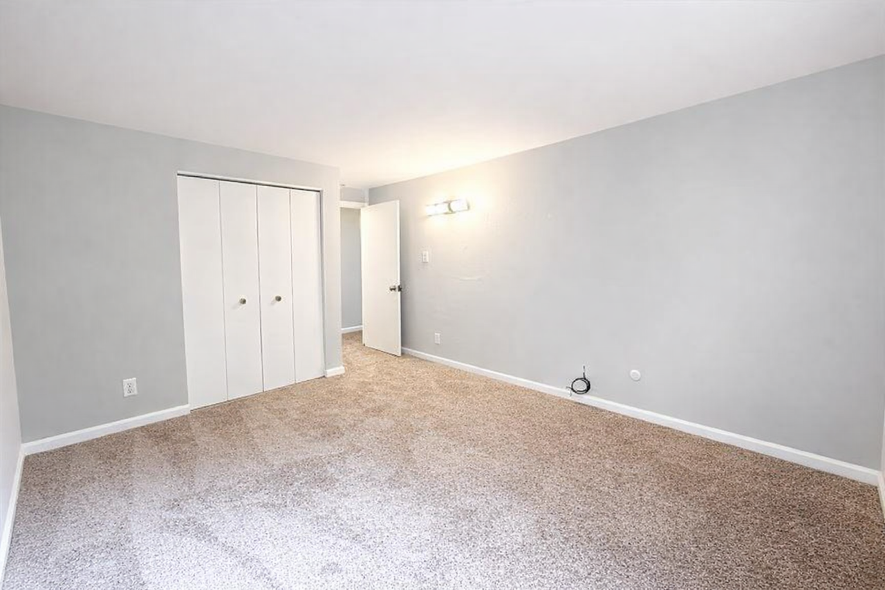 206 Oak Manor Pl #206 - Photo 4 of 8