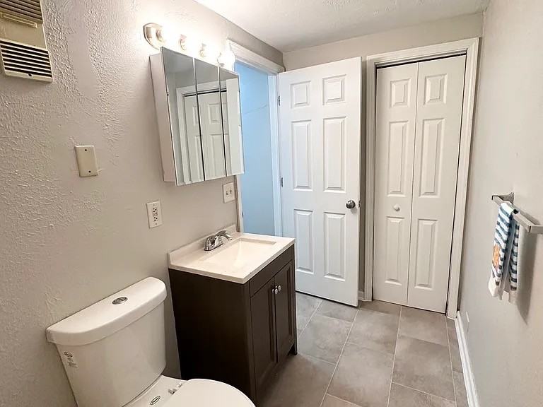206 Oak Manor Pl #206 - Photo 6 of 8